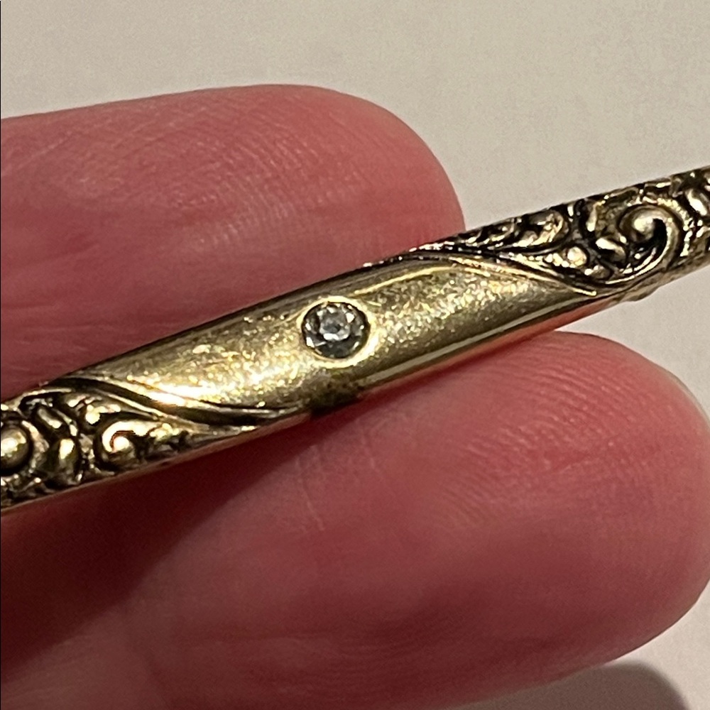 Victorian Revival Gold Bar Brooch with Filigree and Single Crystal - Picture 4 of 6